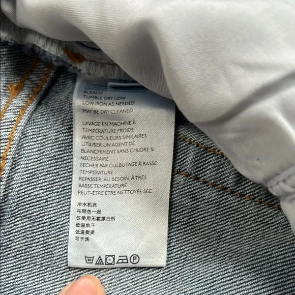 Free People’s We The Free Blue Ankle Cropped  with Classic Medium Wash Size 30 - Picture 5 of 7